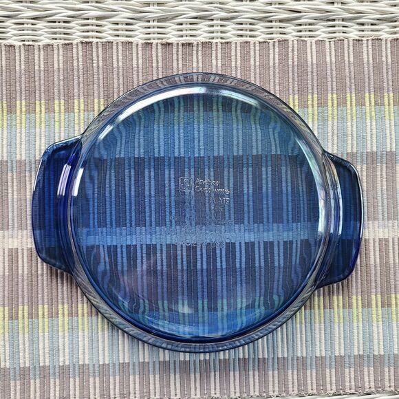 Vintage Anchor Hocking Ovenware Cobalt Blue Deep Dish 9-Inch 1 Qt. Pie Plate - Picture 8 of 8